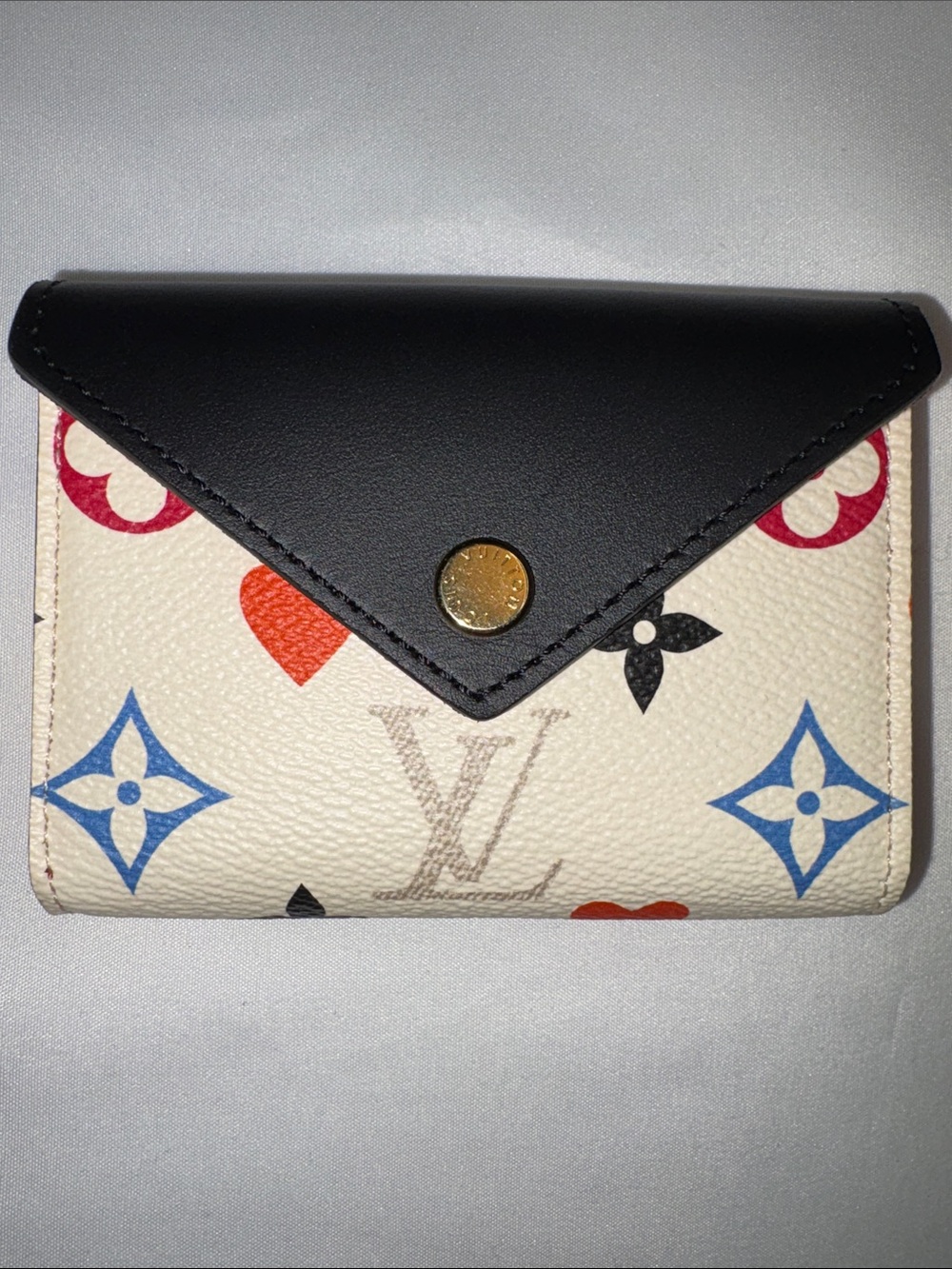 LV Game On Card Case Mint Condition w/ Dustbag